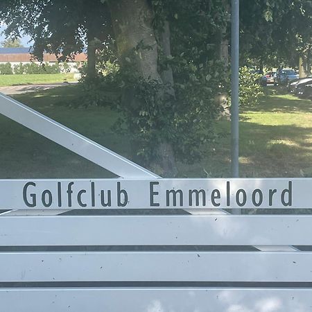 Huis Aan De Haven Lemmer Bagian luar foto