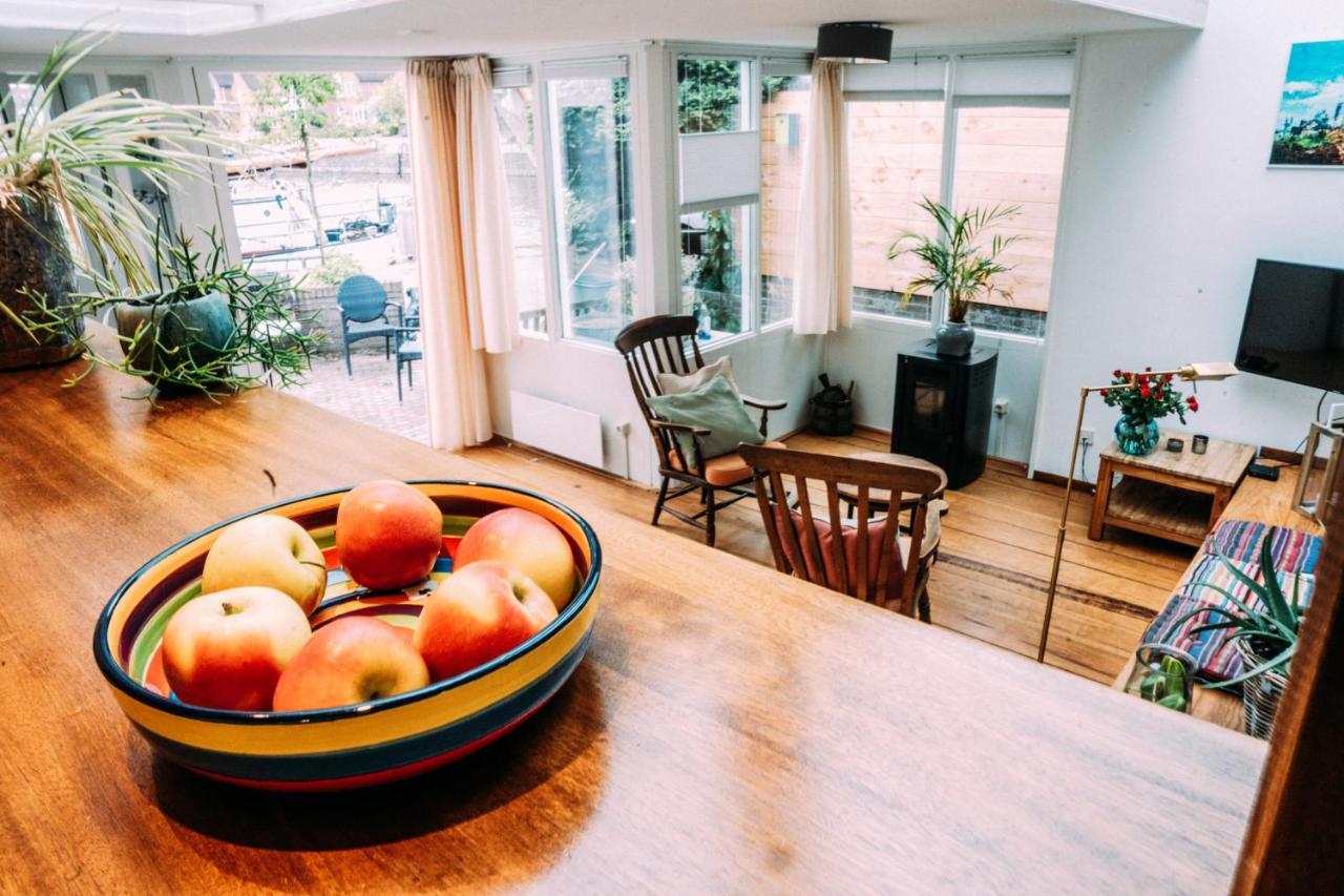 Huis Aan De Haven Lemmer Bagian luar foto