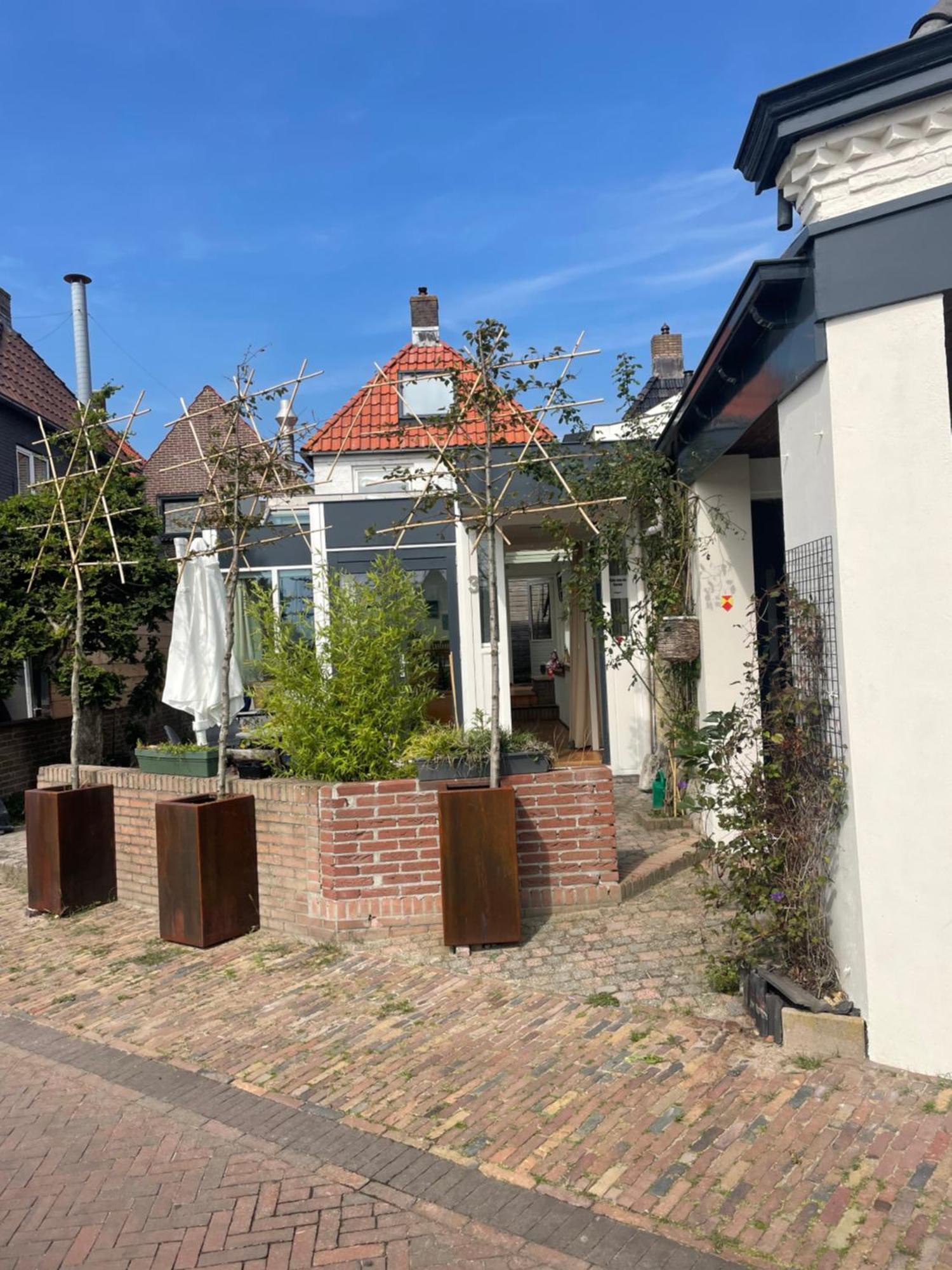 Huis Aan De Haven Lemmer Bagian luar foto